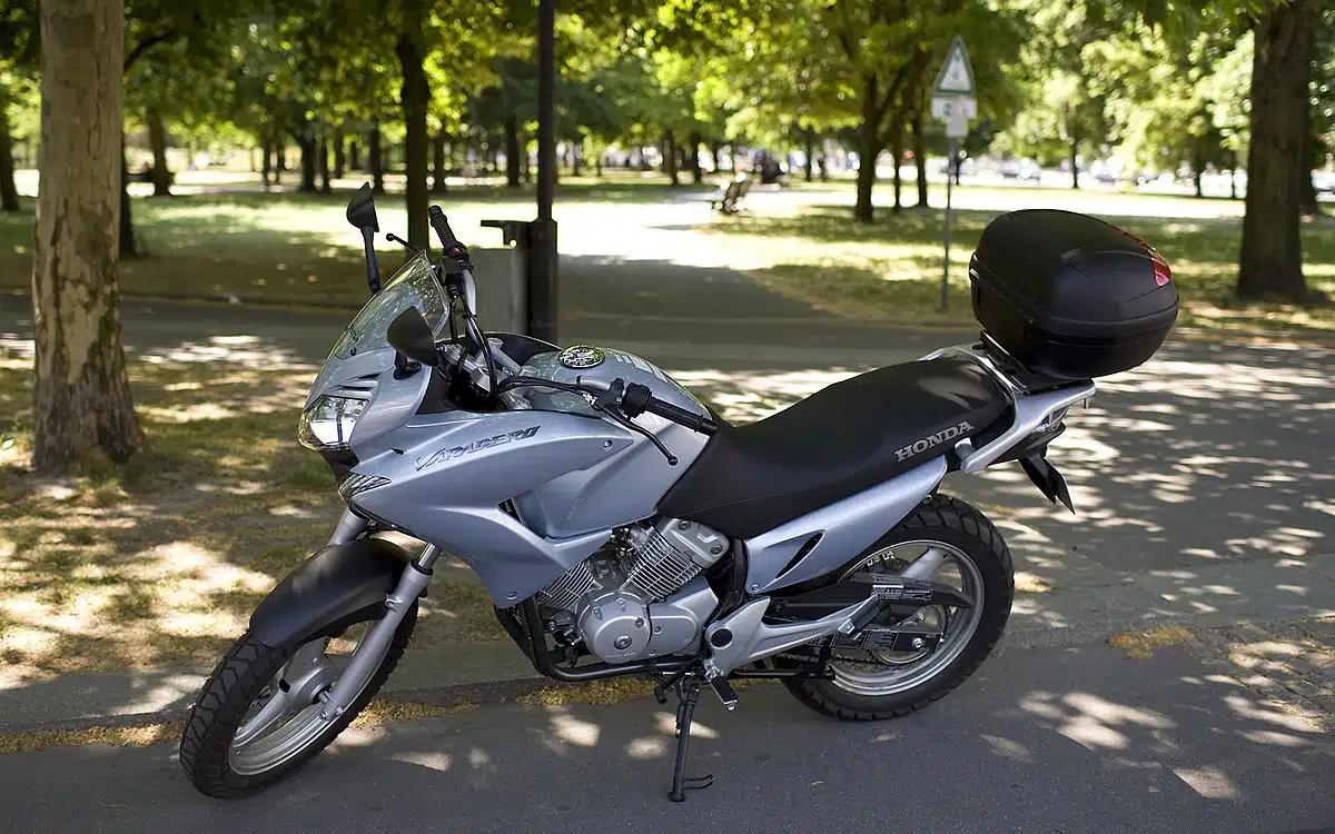 Varadero 125