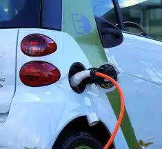 Découvrez les dernières tendances automobiles : voitures électriques autonomes, connectées et hybrides