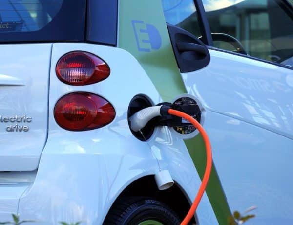 Découvrez les dernières tendances automobiles : voitures électriques autonomes, connectées et hybrides