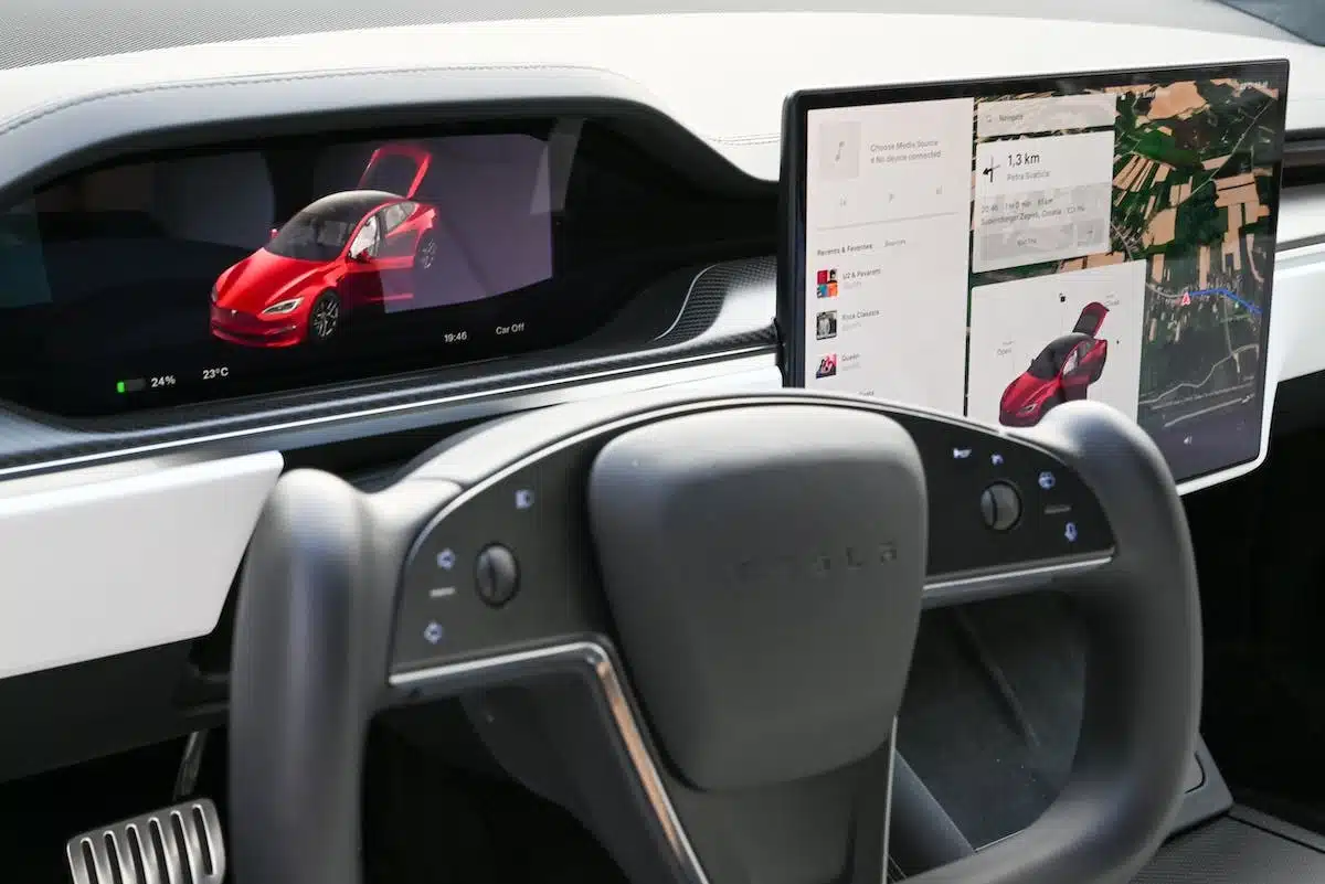 voiture connectée